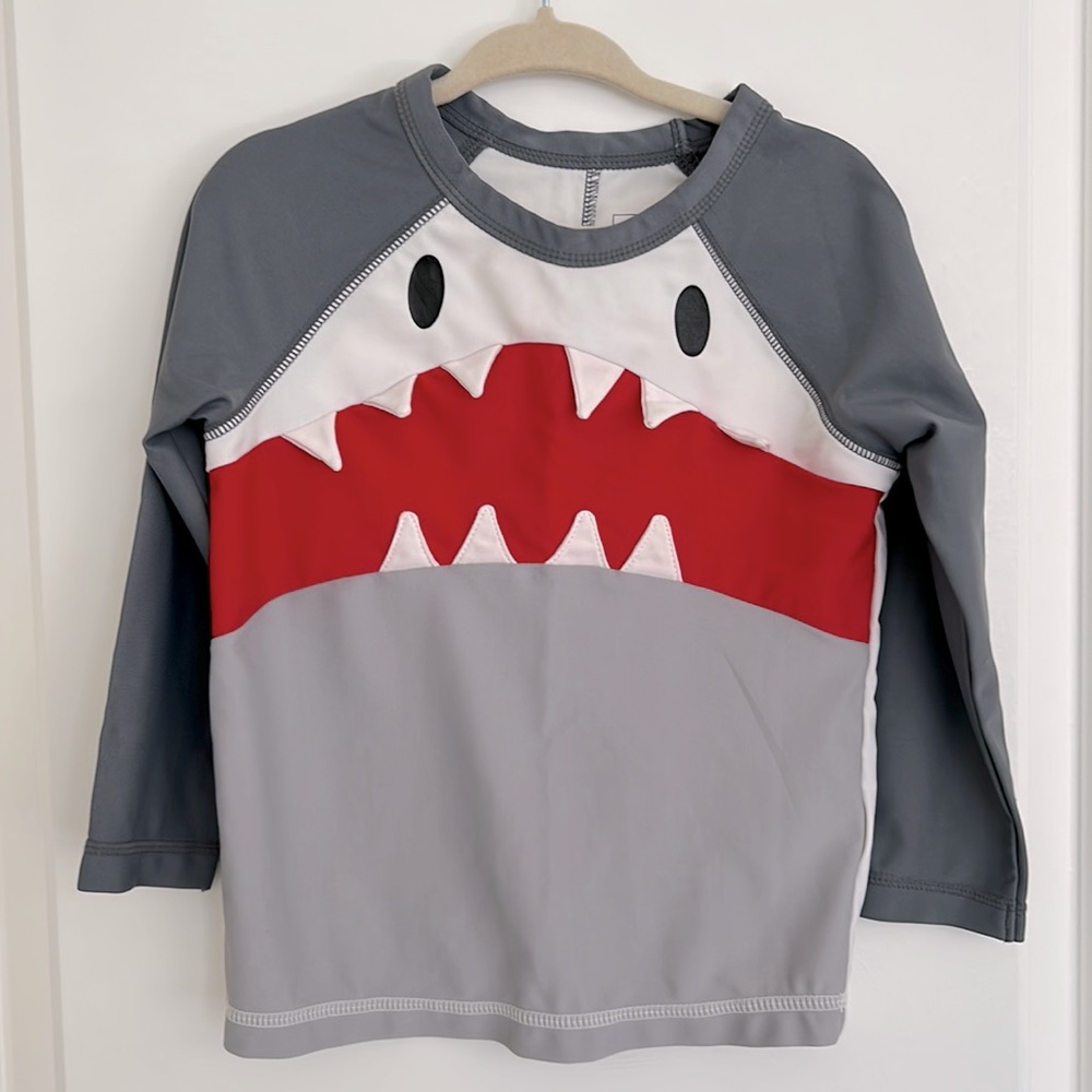 Baby Gap Toddler Boys Long Sleeve Shark Rashguard 2T